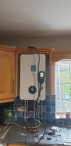 Replacement with the new Bosch 4000 giving the customer peace of mind with 10 year manufacturer's warranty. Supplied and fitted by EPC Plumbing & Heating in Alderwood, Carrickmacross, County Monaghan, Ireland
