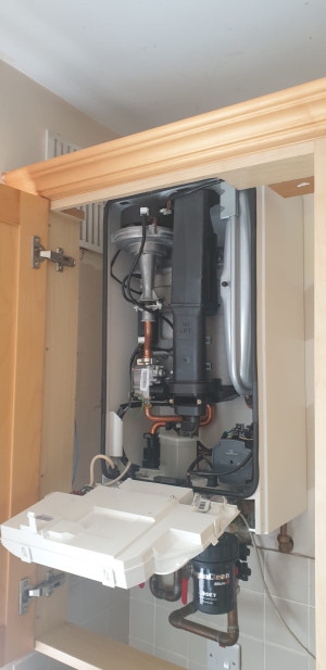 Full gas boiler service including Magnaclean Flush and pressure testing by EPC Plumbing & Heating, Meath, Monaghan & Dublin, Ireland
